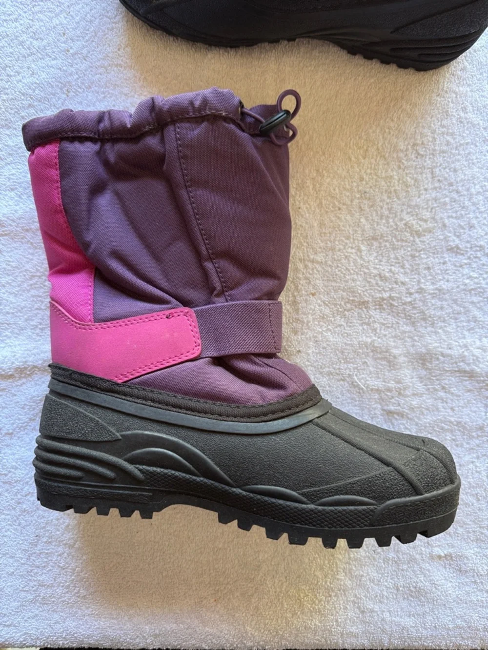Ozark Trail Girls Purple and Pink Insulated Snow Boots